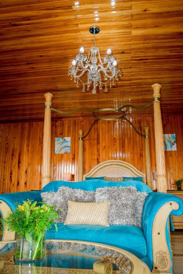 Poas Paradise Bed & Breakfast Poasito Eksteriør bilde